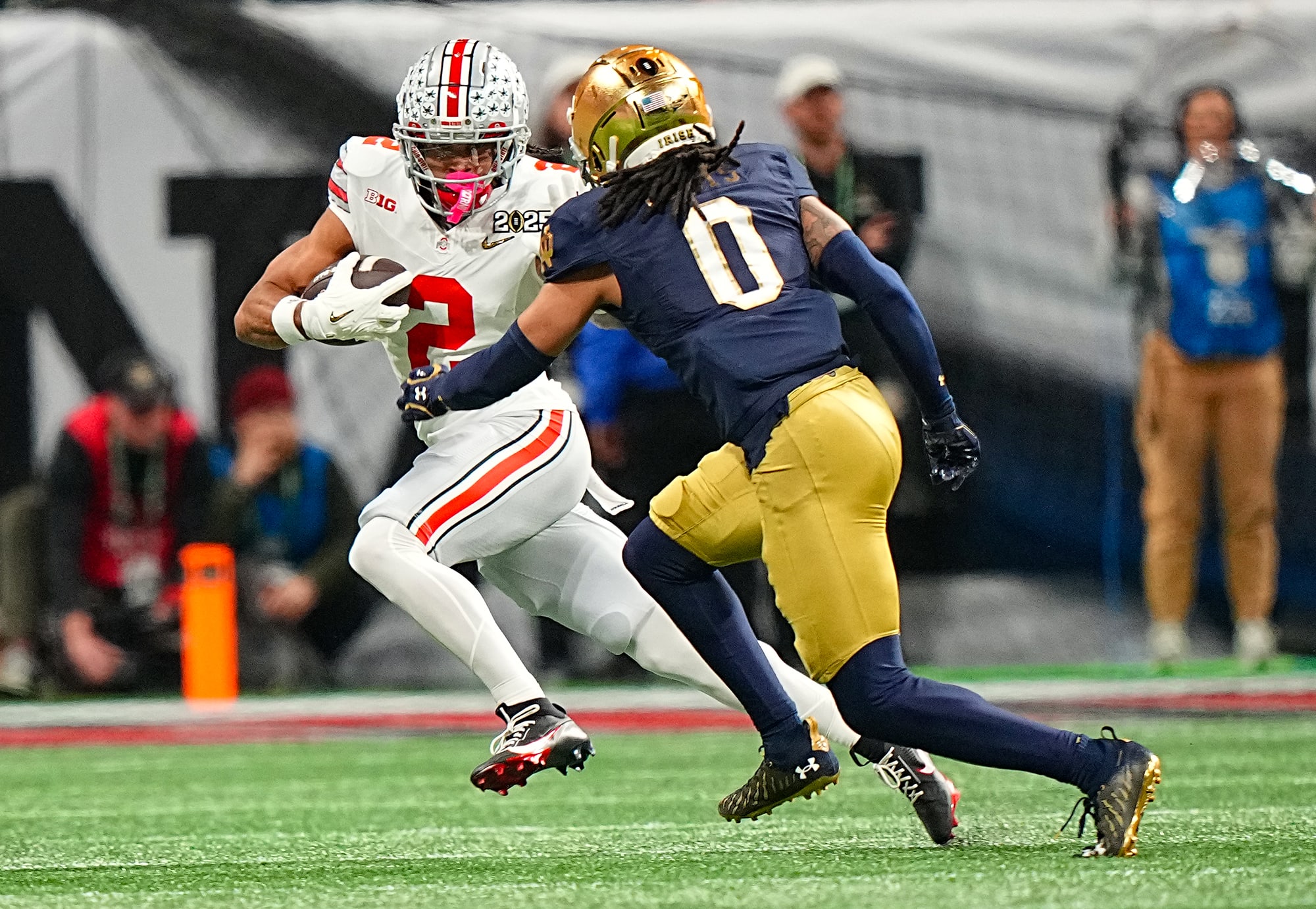 SY225C中型液压挖掘机